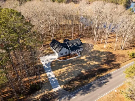 1489 Paraham Road S York SC 29745