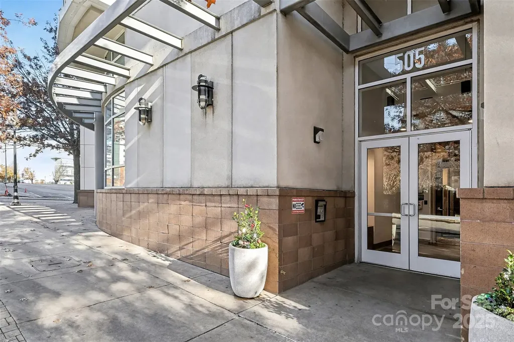505 E 6th Street Charlotte NC 28202