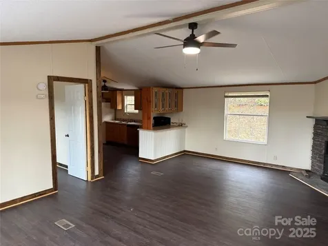 55 Twin Oaks Lane Spruce Pine NC 28777