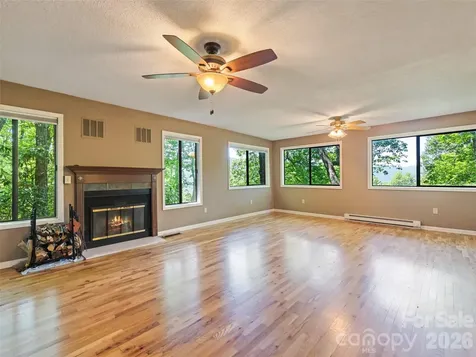1392 Mount Chalet Road Canton NC 28716