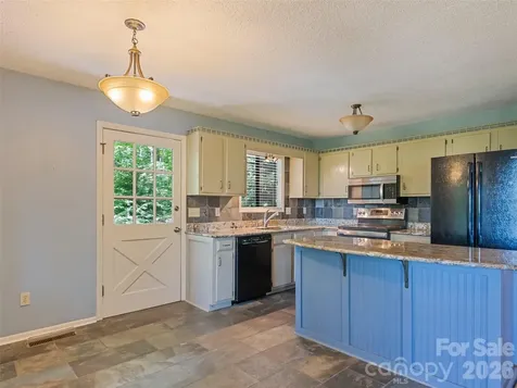 1392 Mount Chalet Road Canton NC 28716