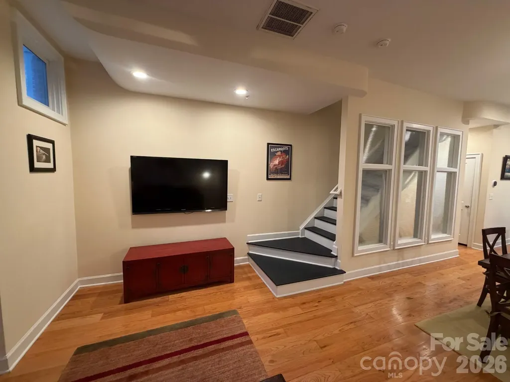 638 E 10th Street Charlotte NC 28202