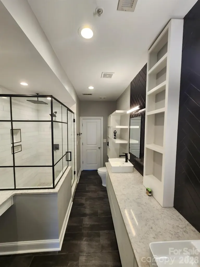 638 E 10th Street Charlotte NC 28202