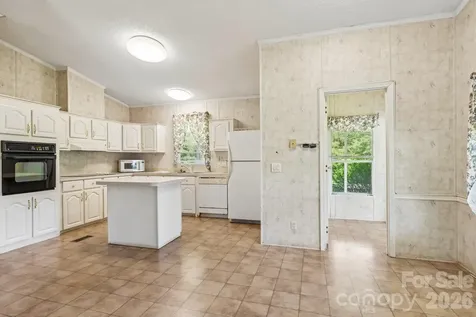 160 Allison Road Cowpens SC 29330