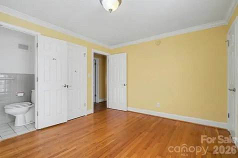 1215 Robinhood Circle Charlotte NC 28227