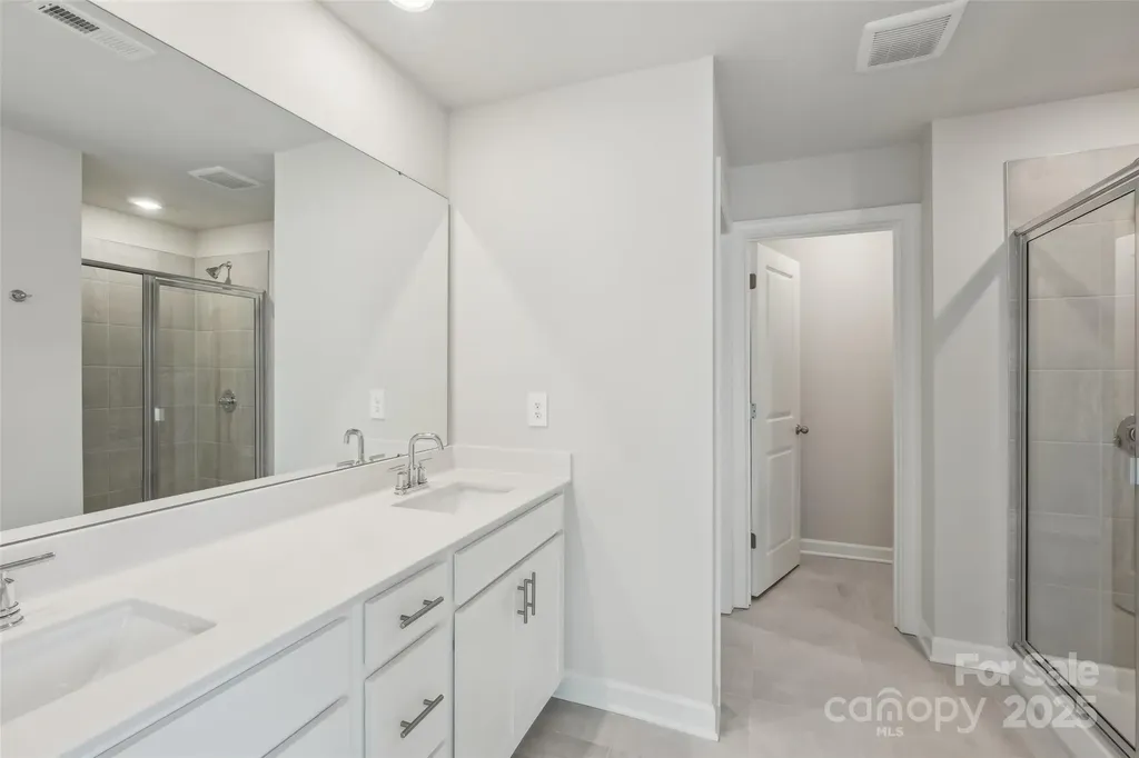 1437 Wildflower Street Newton NC 28658