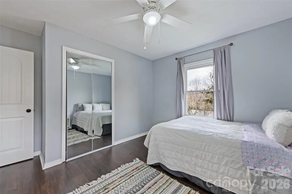 144 Pinehaven Drive Clyde NC 28721