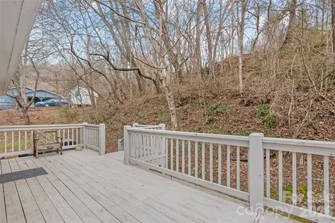 144 Pinehaven Drive Clyde NC 28721