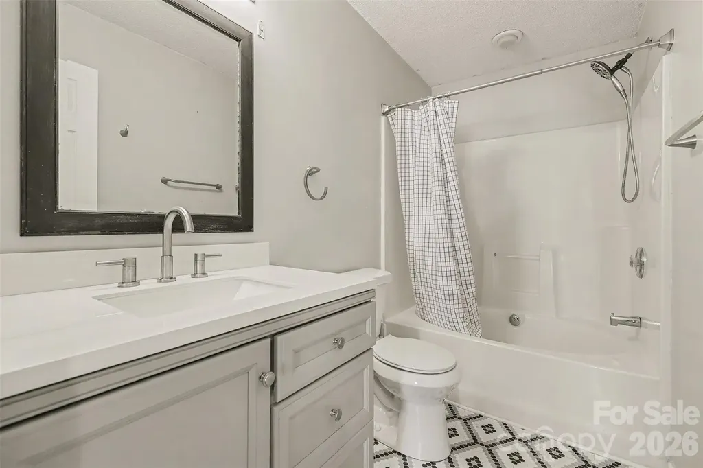 4557 Antelope Lane Charlotte NC 28269