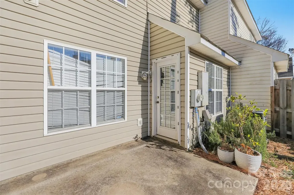 4557 Antelope Lane Charlotte NC 28269