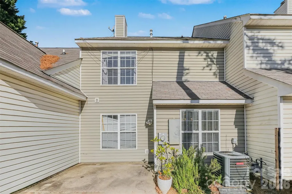 4557 Antelope Lane Charlotte NC 28269