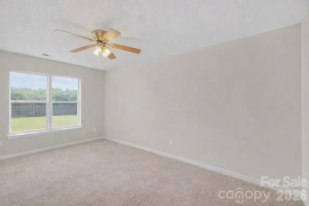 4557 Antelope Lane Charlotte NC 28269