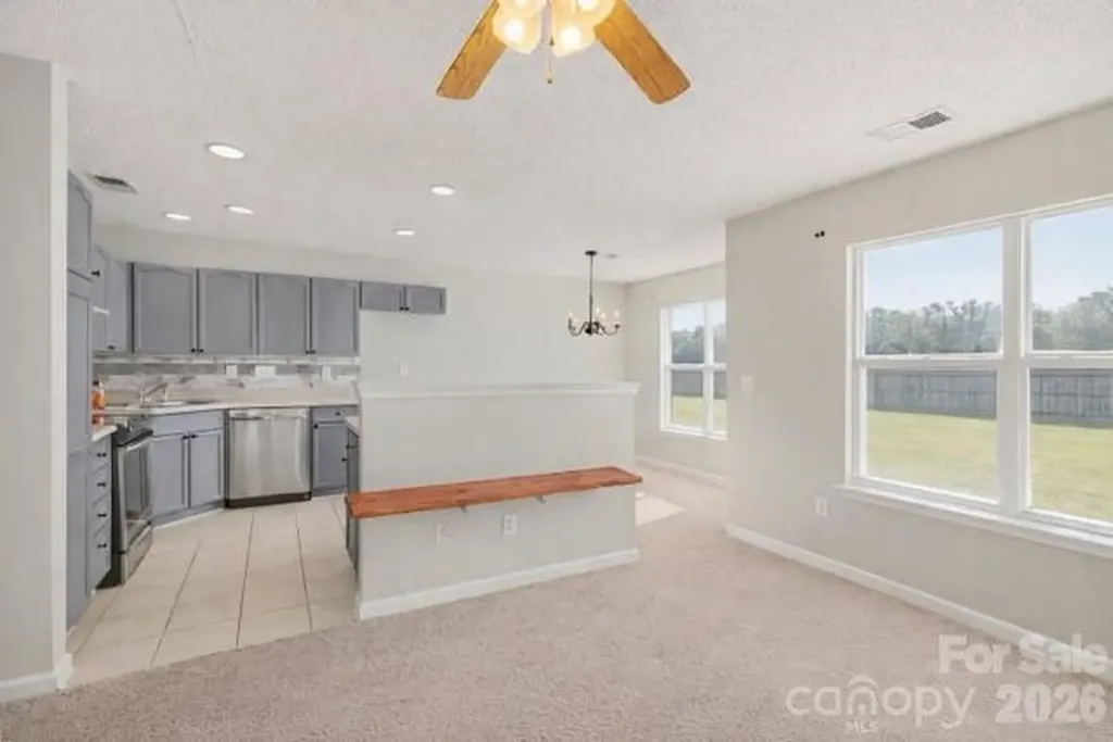4557 Antelope Lane Charlotte NC 28269