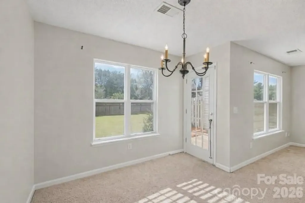 4557 Antelope Lane Charlotte NC 28269