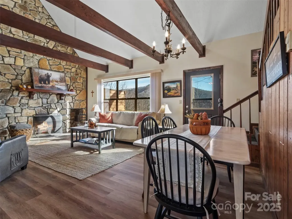 383 Overlook Drive Burnsville NC 28714