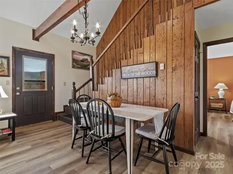 383 Overlook Drive Burnsville NC 28714
