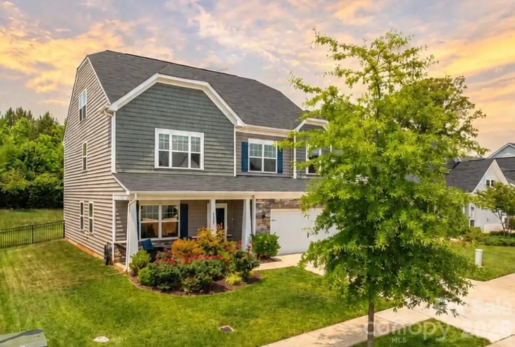 2643 Swamp Chestnut Oak Drive Gastonia NC 28056