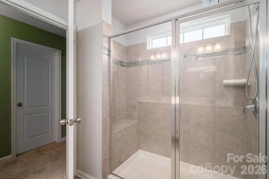 2643 Swamp Chestnut Oak Drive Gastonia NC 28056