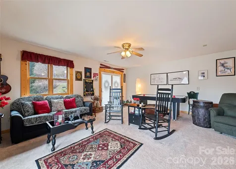 16 Hiawatha Drive Maggie Valley NC 28751