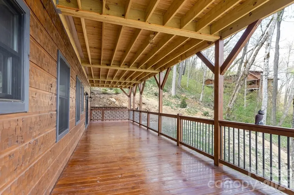 102 Iga Trail Maggie Valley NC 28751