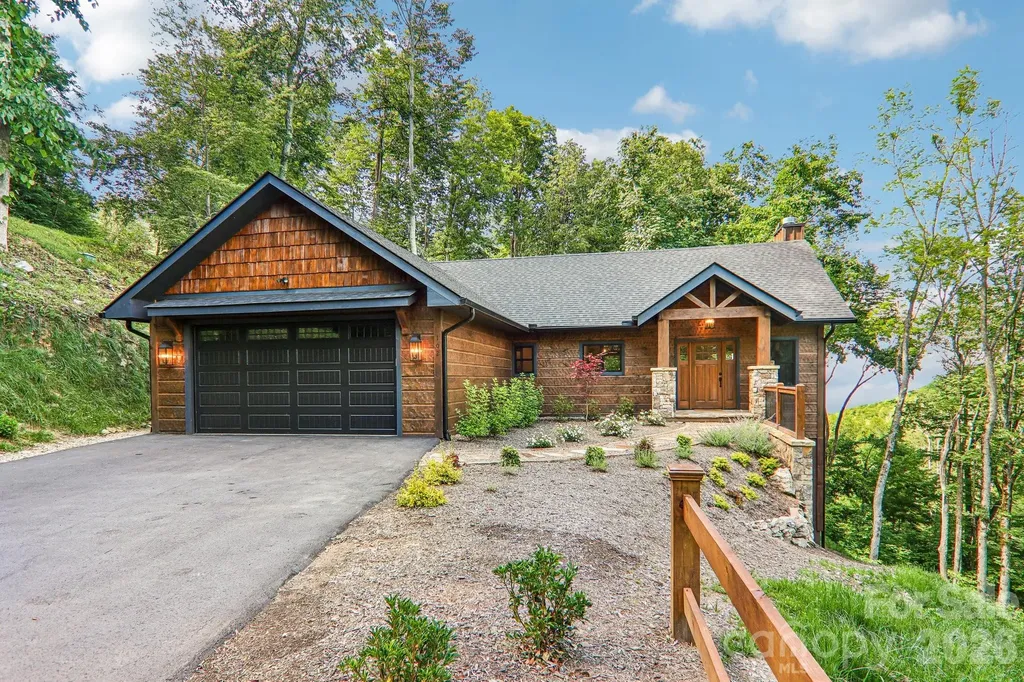 102 Iga Trail Maggie Valley NC 28751