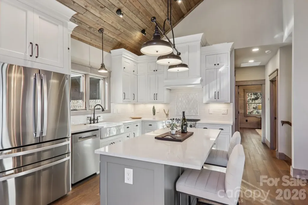 102 Iga Trail Maggie Valley NC 28751