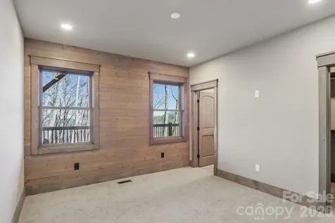 102 Iga Trail Maggie Valley NC 28751