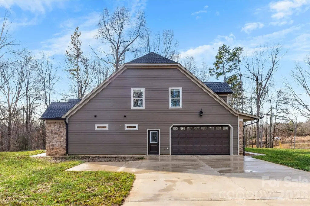 516 Lands End Trail Belmont NC 28012