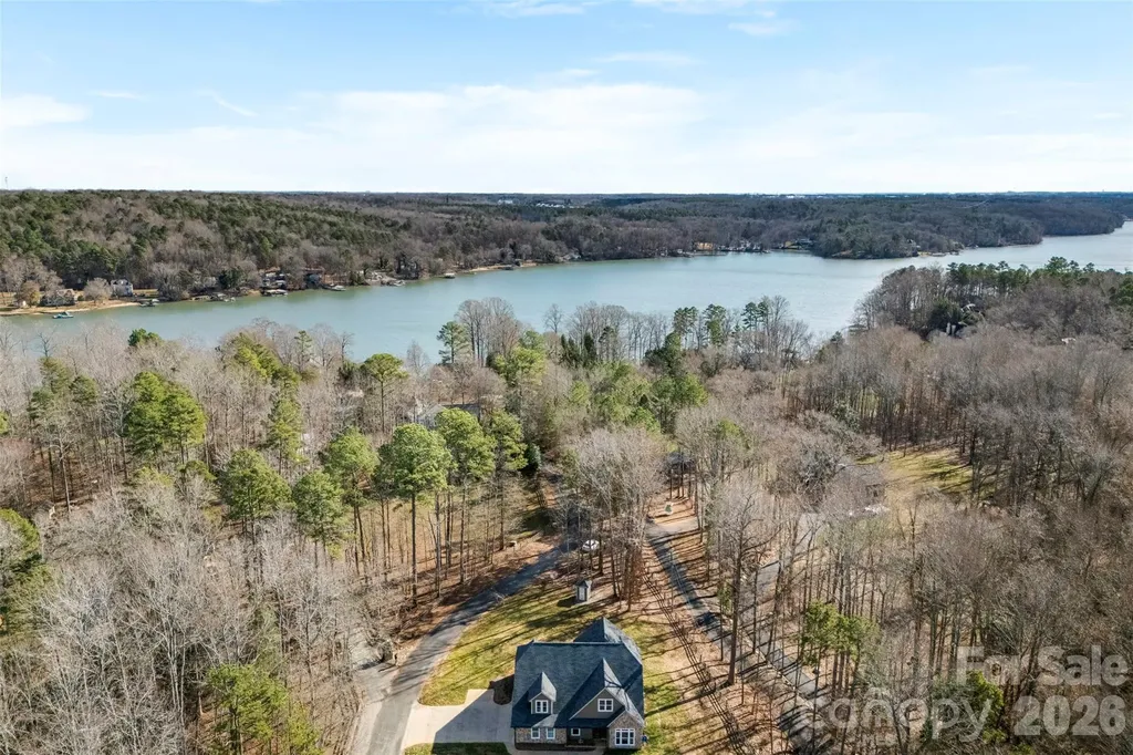 516 Lands End Trail Belmont NC 28012