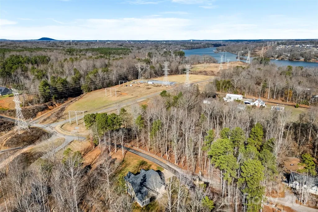 516 Lands End Trail Belmont NC 28012