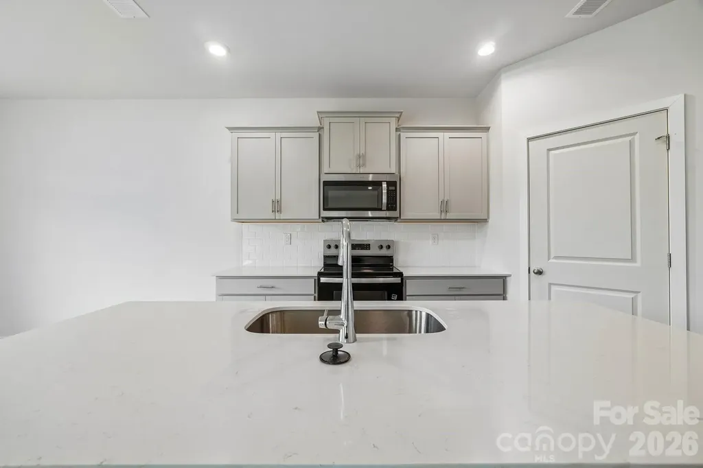 1414 Mammoth Road Hickory NC 28602