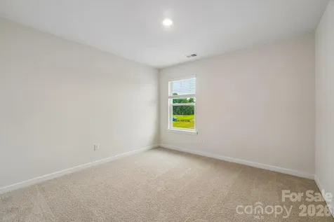 1414 Mammoth Road Hickory NC 28602
