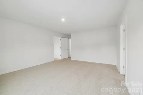 1414 Mammoth Road Hickory NC 28602