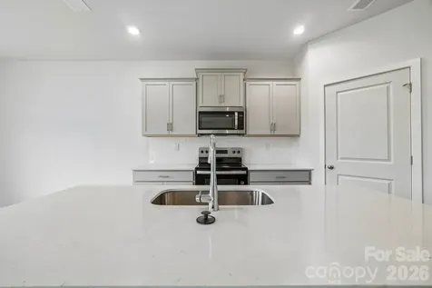 1414 Mammoth Road Hickory NC 28602