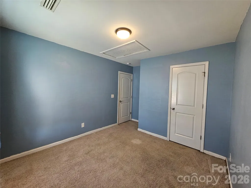 10703 Derryrush Drive Charlotte NC 28213
