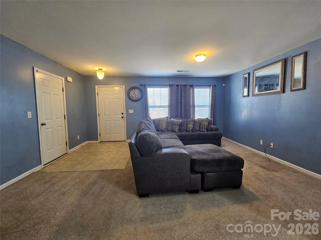 10703 Derryrush Drive Charlotte NC 28213