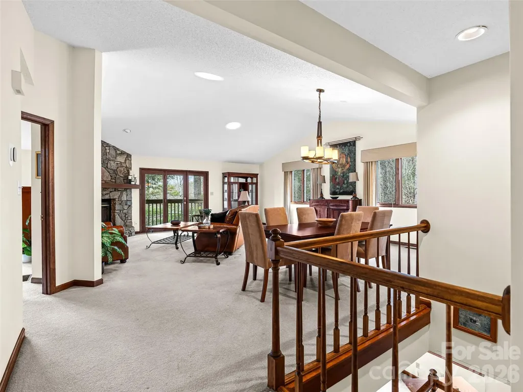 3802 Timber Trail Asheville NC 28804
