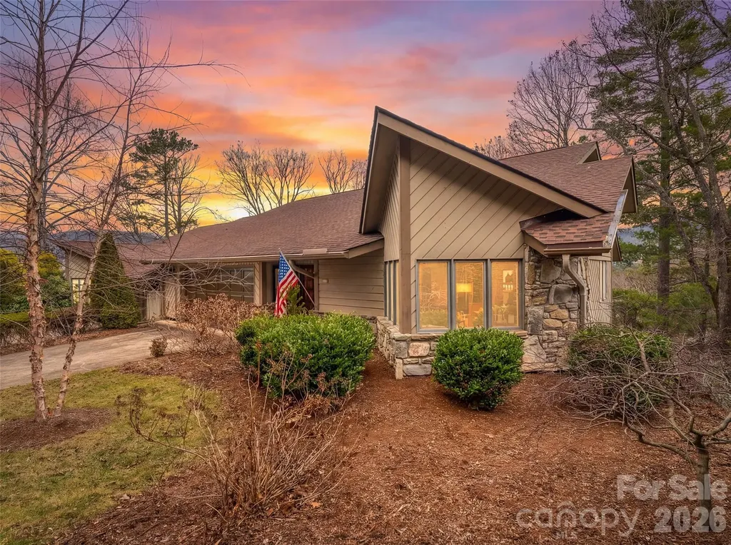 3802 Timber Trail Asheville NC 28804
