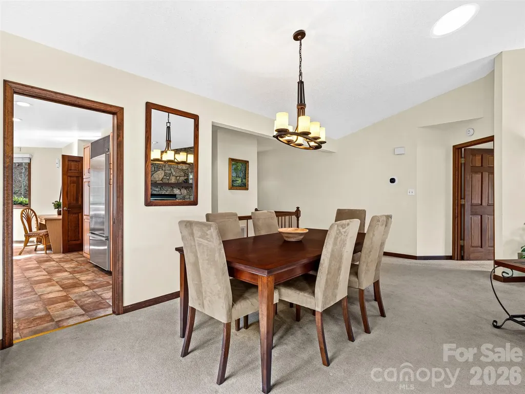 3802 Timber Trail Asheville NC 28804