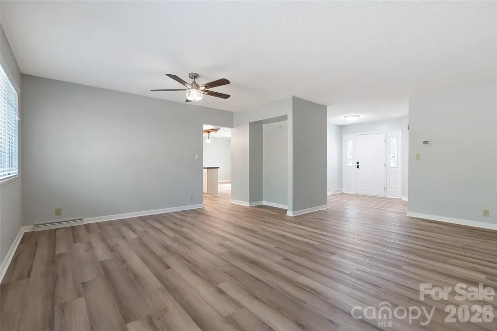 177 Country Road Brevard NC 28712