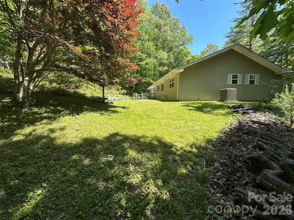 177 Country Road Brevard NC 28712