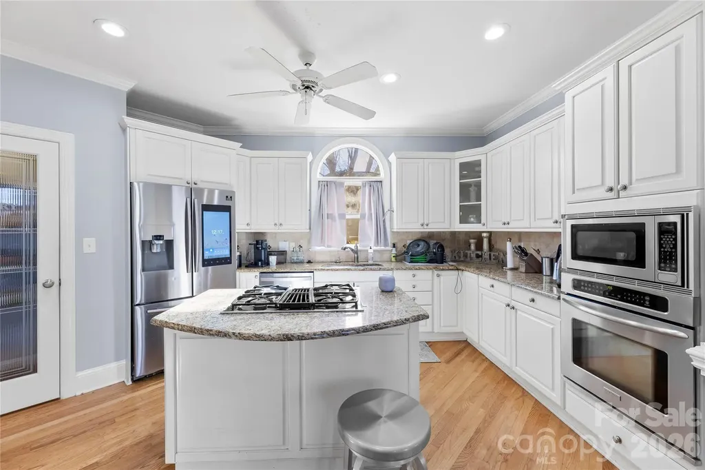 16300 Autumn Creek Court Charlotte NC 28278