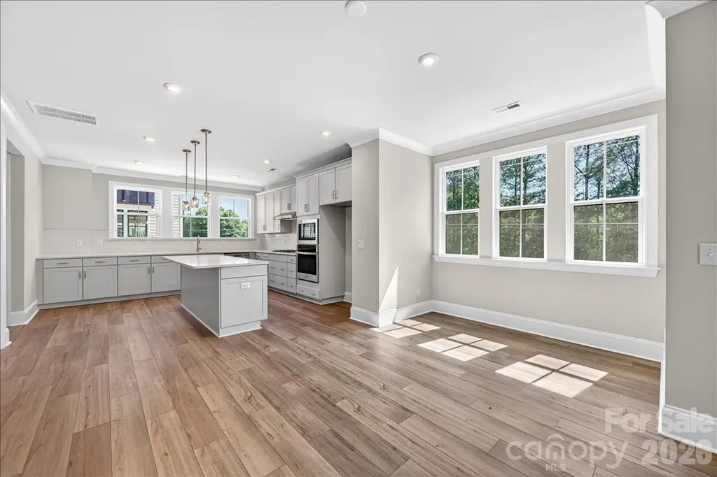 12023 Elsa Lane Charlotte NC 28277