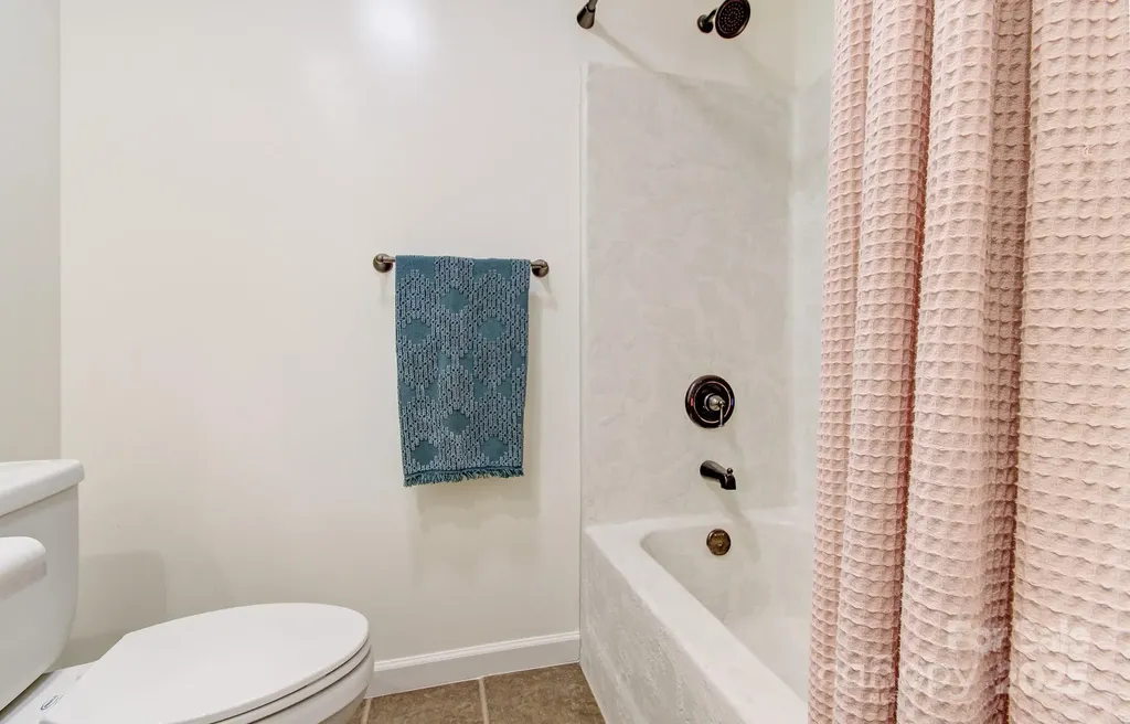 15 Lees Creek Road Asheville NC 28806