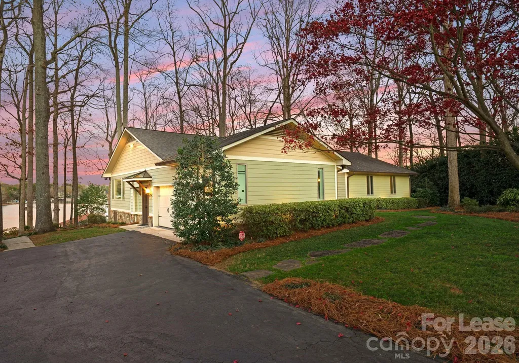 19709 Stough Farm Road Cornelius NC 28031
