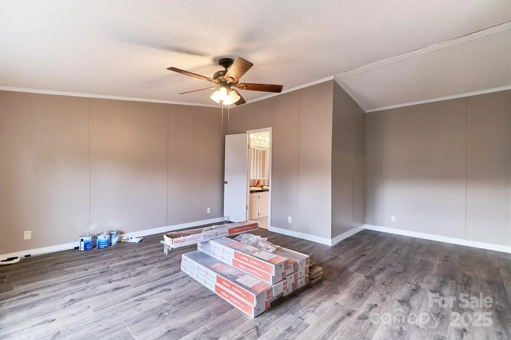 242 Granite Ridge Lane Winston Salem NC 27107