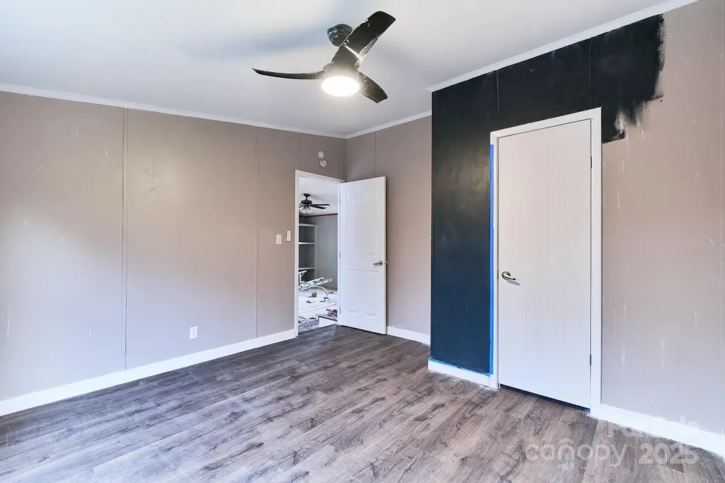 242 Granite Ridge Lane Winston Salem NC 27107