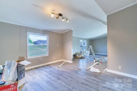 242 Granite Ridge Lane Winston Salem NC 27107