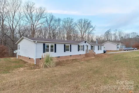 242 Granite Ridge Lane Winston Salem NC 27107