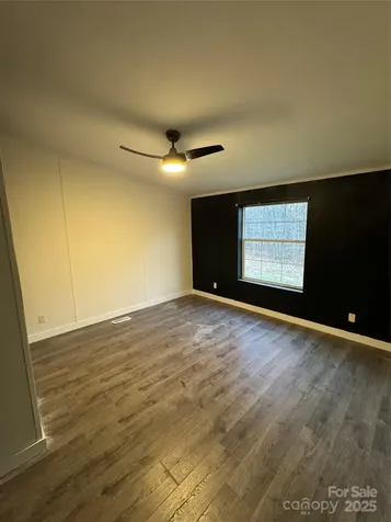 242 Granite Ridge Lane Winston Salem NC 27107